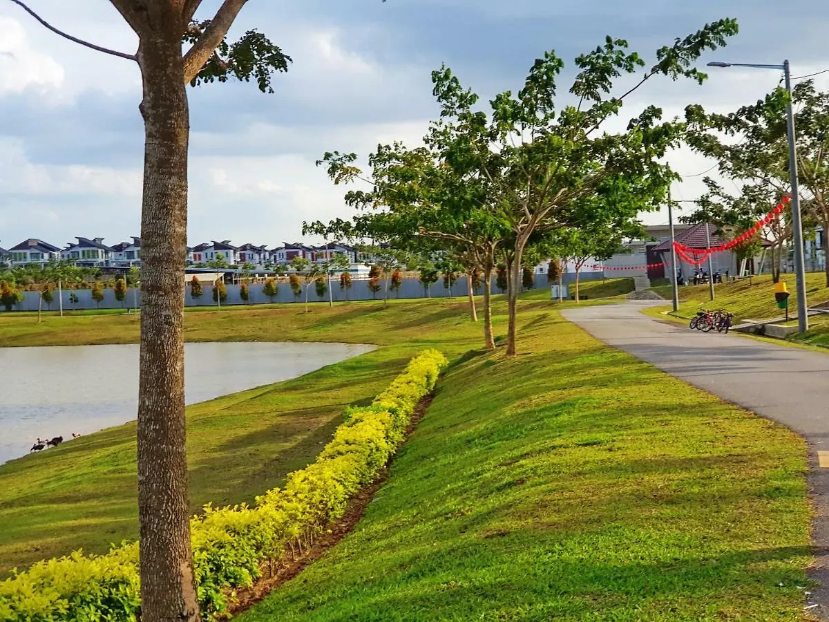 Selendang In Krubong Near Std Hang Jebat, Mitc & Utem Malacca 0*,  Maleisië